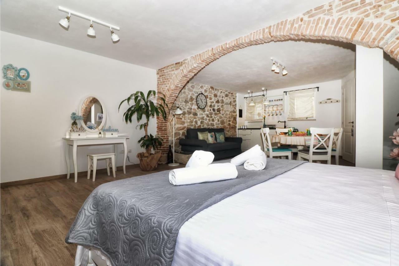 Cozy Apartment Mari Rovinj Ngoại thất bức ảnh