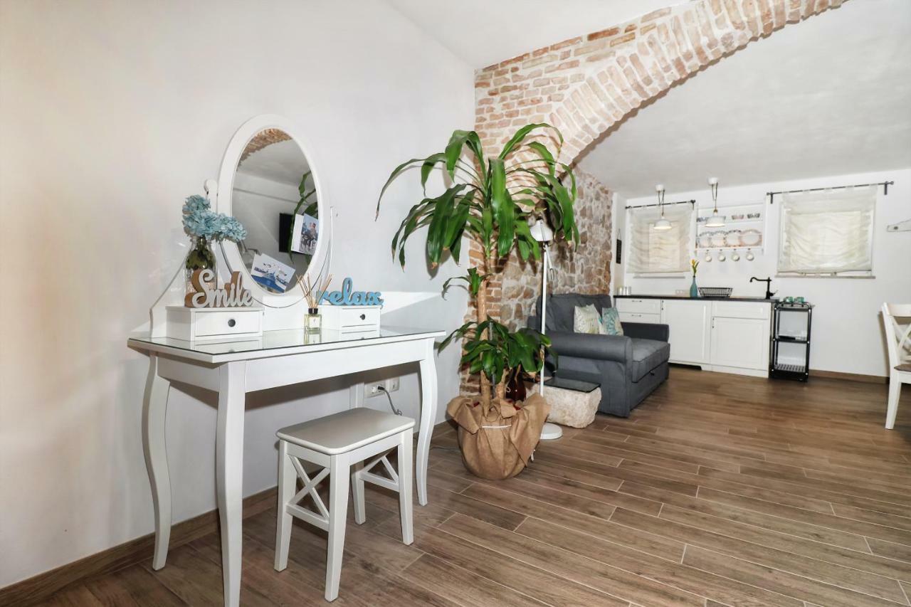 Cozy Apartment Mari Rovinj Ngoại thất bức ảnh